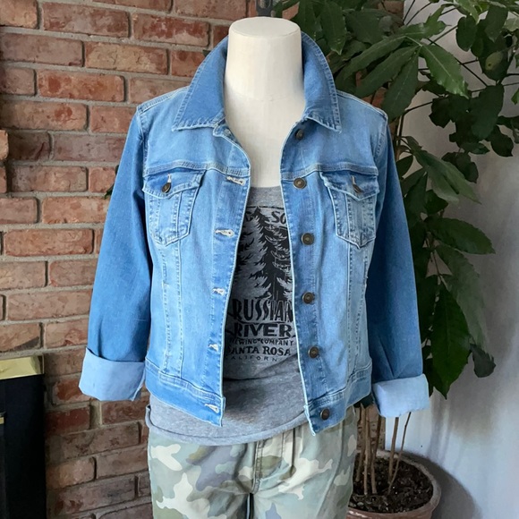 Young & Modern Jackets & Blazers - Denim Jacket
